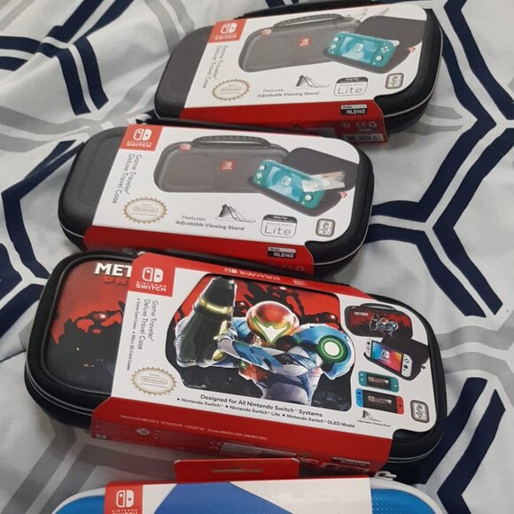 Super Mario, Deluxe Travel Case,Nintendo Switch - 4Pack - Picture 3 of 6